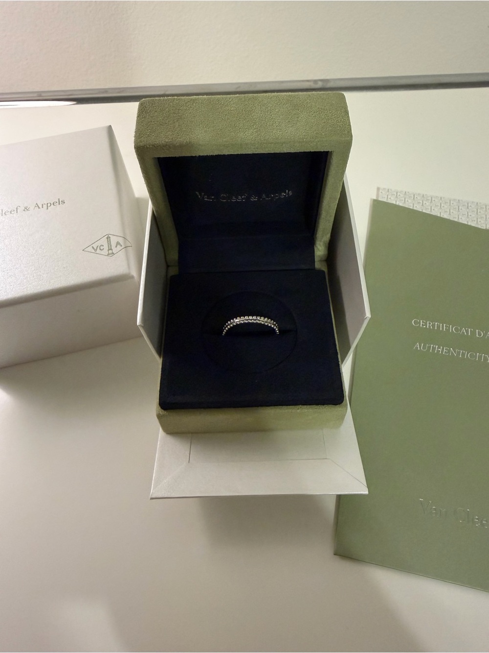 Van Cleef & Arpels Estelle wedding band ring, Platinum, Sz 56